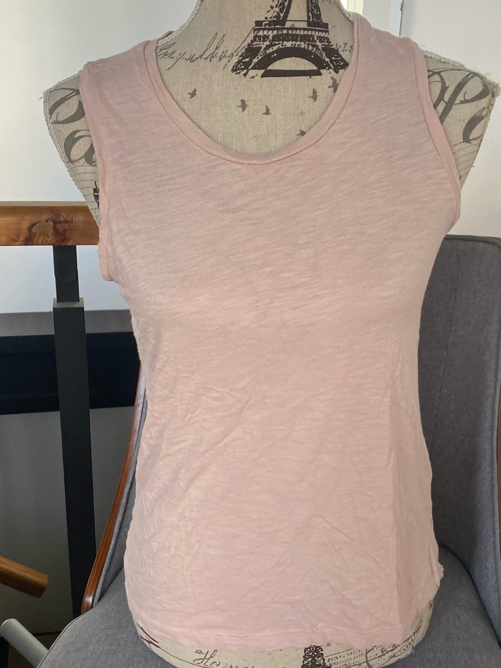 Abercrombie & Fitch Light Pink Scoop Neck Tank